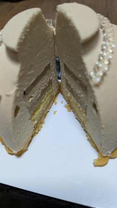 Three haircuts, one shrine and two incredible works of pastry art – Day 28 – Sep 30, 2025