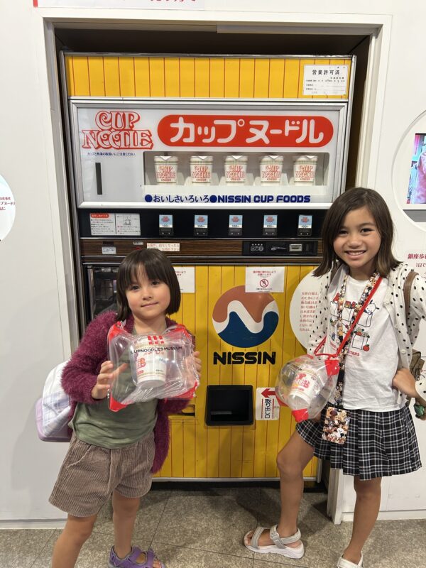 Cup Noodles, learning how to make Chicken Ramen, and introducing Kristian to conveyor belt sushi – Day 48 – Oct 20, 2025